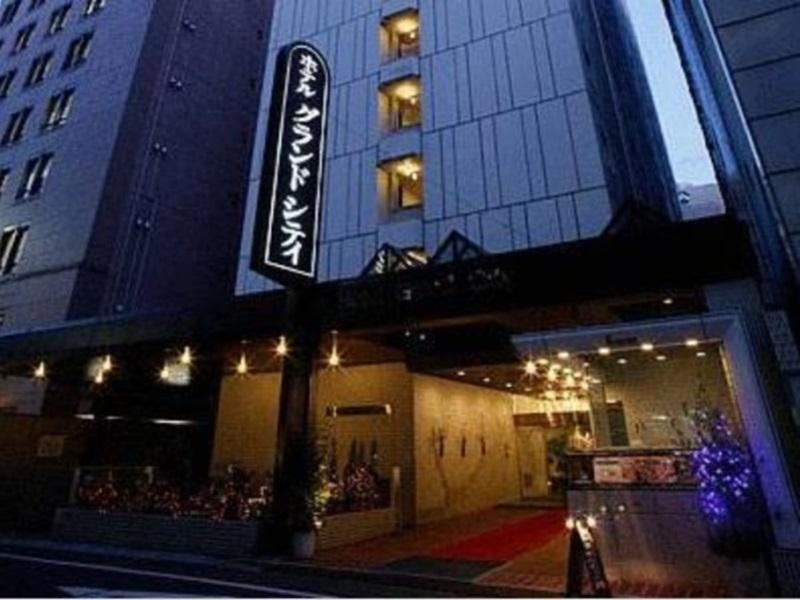 Grand 3* Prefektura Tokio